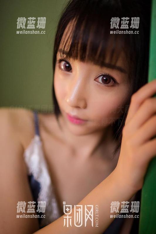 GIRLT果团网-周大萌 GIRLT果团网 - 高清图册里,周大萌又用皮衣撩翻了多少人,视线停不下来!