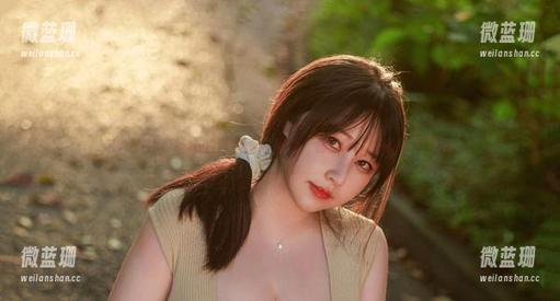 KANEKO咔喵的白丝美图精选，伤害了一整条街的审美