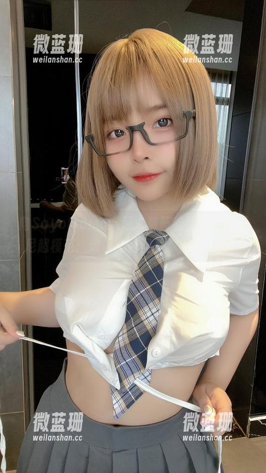 SayoMomo 向SayoMomo学习,碧蓝航线恶毒比基尼超模范:这种免费图片你肯定想要!