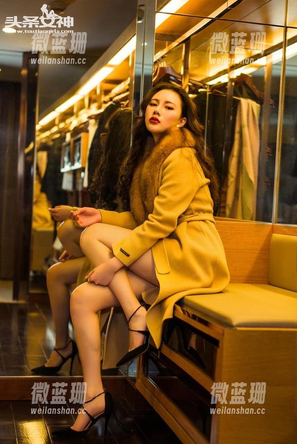 TouTiao头条女神 - 如果李丽莎当学姐，我也想插科打诨的拍张写真
