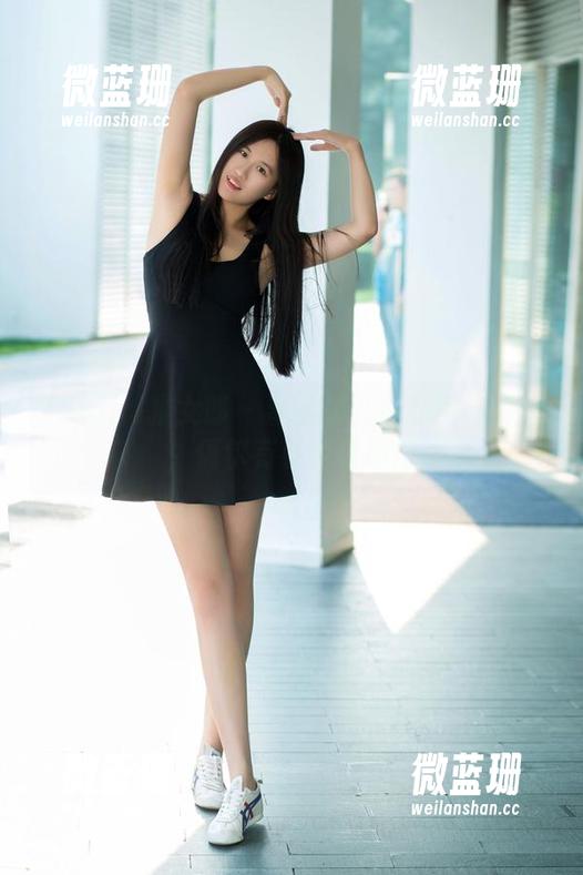TuiGirl推女郎 - 嘉宝贝儿在私房与海边，偶尔有小鱼来串门