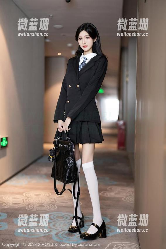 XIAOYU语画界 - 棉袜图包！王馨瑶yanni可真会玩，福利紊乱的时刻来临啦！