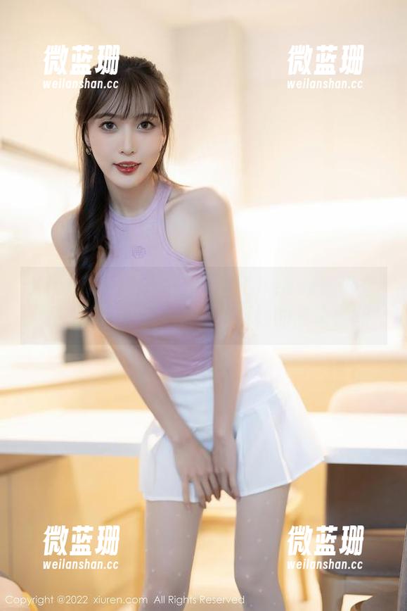 Xiuren秀人网 - 妙可可Cheese的办公桌——除了文具，还有巧妙的高清套图