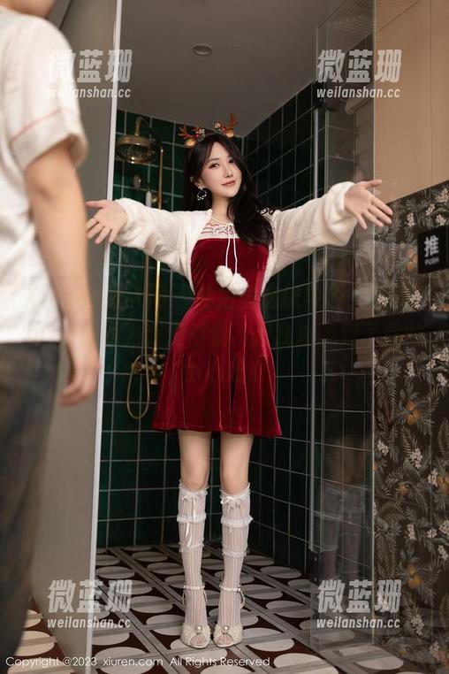 Xiuren秀人网-慧敏Vivi Xiuren秀人网 - 私拍里这抹粉色,慧敏Vivi,你以为我没察觉,但我注意到了你的小心思。