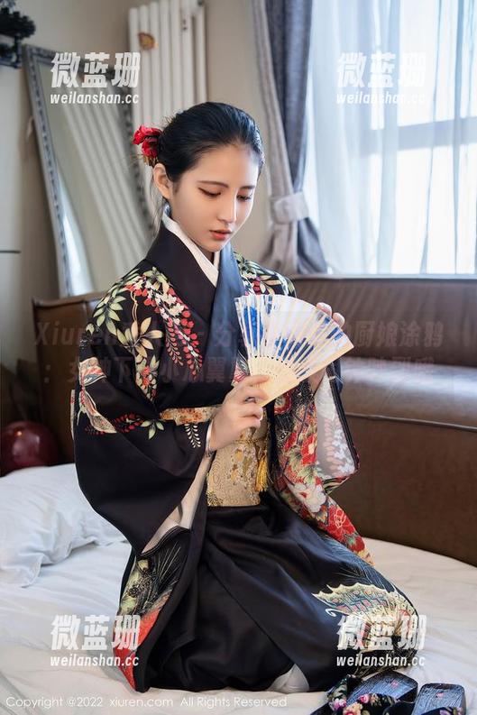 Xiuren秀人网-李丽莎 Xiuren秀人网 - 分享李丽莎的厨娘涂鸦:女神下厨小心翼翼,别被闹钟吵到哦