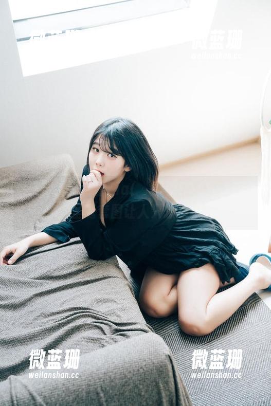 放弃传统，看看Zia(지아)的DJAWAPhoto，圣诞套图让人只想追根究底