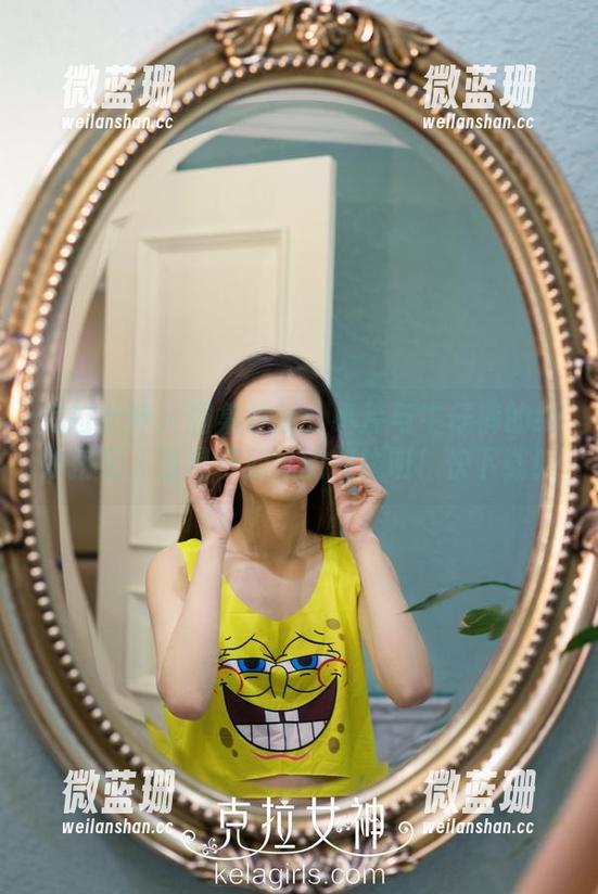 克拉女神-小芹 克拉女神 - 图集更新:小芹与牛仔裤的绝妙搭配,也是很划算的视钱班!快下载!