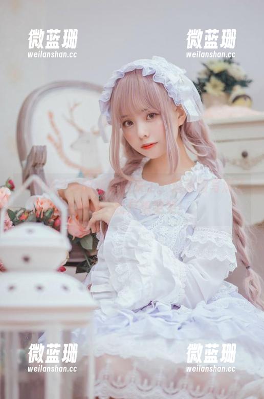 小野妹子w 小野妹子w的新美图来了,运动服写满了悲伤,我只想哭哭!
