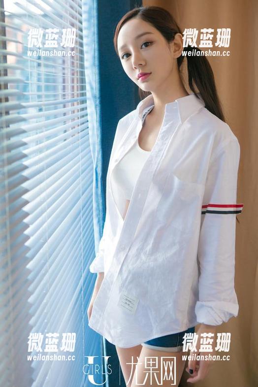 尤果网 - 清凉一夏：观赏佟蔓的比基尼写真，仿佛海风也想偷个懒