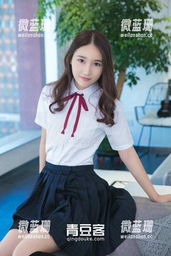 推女神-孔一红 推女神 - 从叶子到花瓣,孔一红的校花图库等你下载哦!