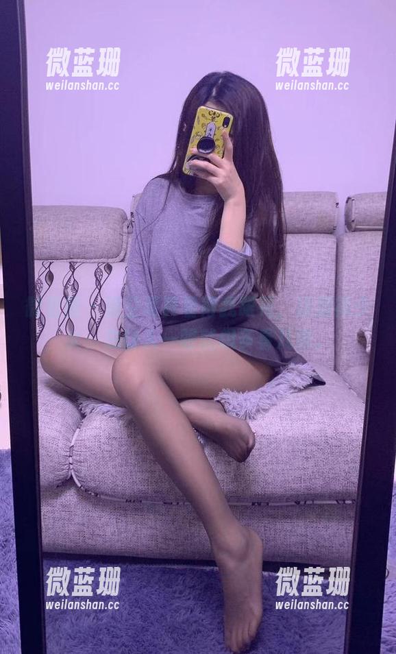 微密圈 - 镂空写真看得我眼花，这提袜少女，总让人一眼就想多看几遍。
