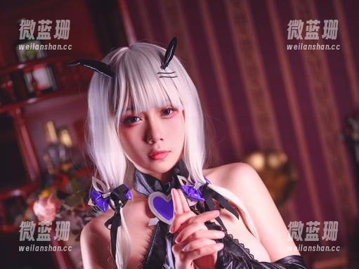 海边写真中的末夜787，脑袋里却在想什么呢？