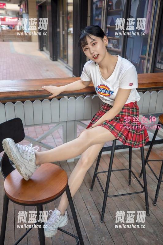 梦丝女神 - 精选写真集里的乔儿，舞蹈服和黑色丝袜，你能想到的都在这。