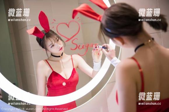 秀人网 - Angela小热巴的泳衣套图，脸在水里，身材却在海浪里？