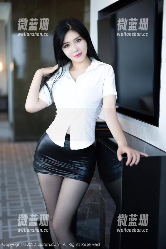 秀人网 - 直击心灵的高清写真，严利娅Yuliya和服里的每一个细节都在挑逗。