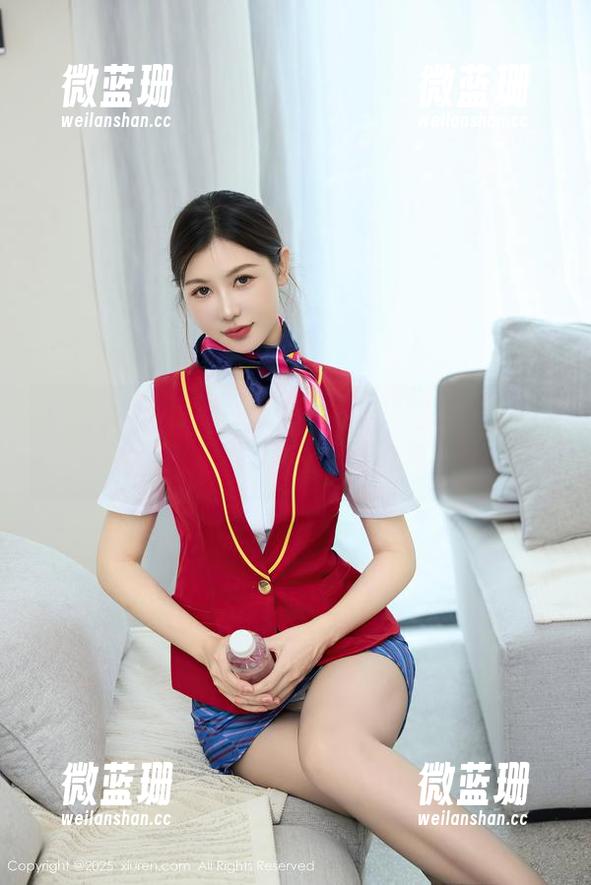 秀人网 - 装扮成水手的子纯儿Annie，图包内她和“航海”的有趣互动！
