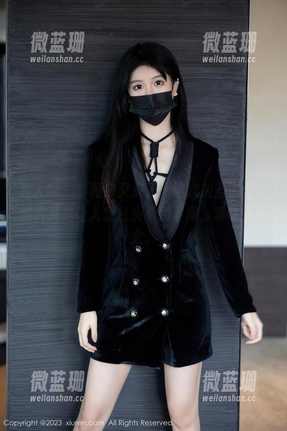 秀人网 - 李丽莎又来了，这次的圣诞全套图片又是让人想从头看到了尾，真让人恼火。