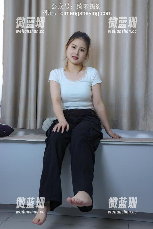 绮梦摄影 - 今晚不想做饭了，大概只想沉浸在小冉的礼服资源中，脑袋都被美炸了！