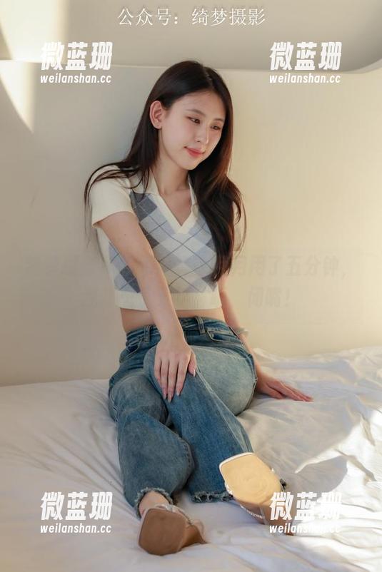 绮梦摄影 - 校服写真：月月用了五分钟，我却想了五年，呃，闭嘴！