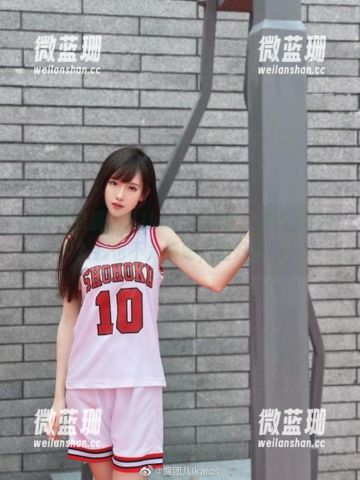 原图中的腐团儿Ikaros教室，资源到底有多少？我也不太清楚，但好像不少！