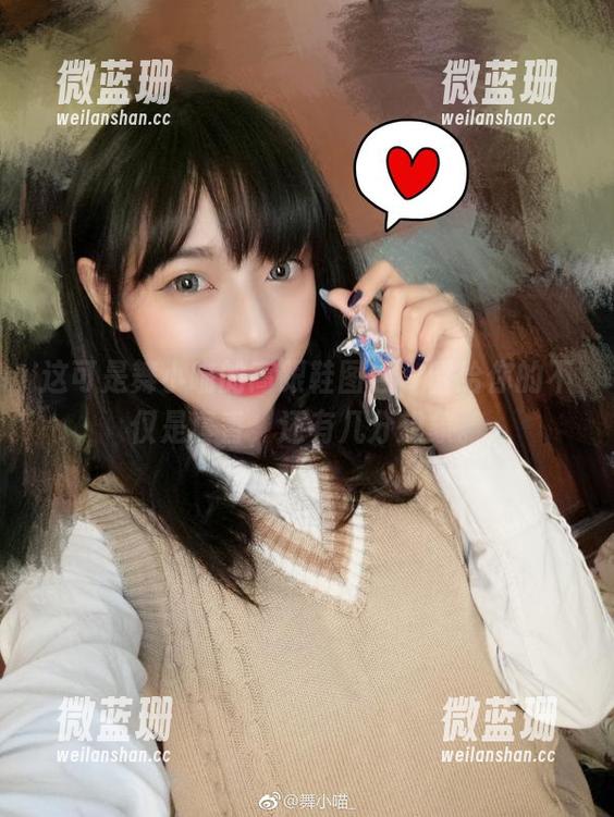 这可是舞小喵的高跟鞋图包，留给你的不仅是真香，还有几分想象。