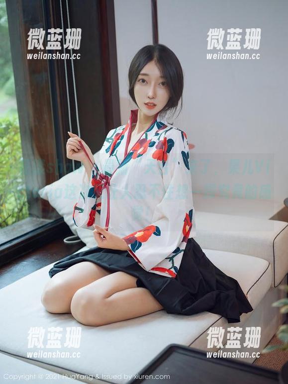 花漾show-果儿Victoria 花漾show - 最新“天台”来了,果儿Victoria这次又让人忍不住想一探究竟的感觉!