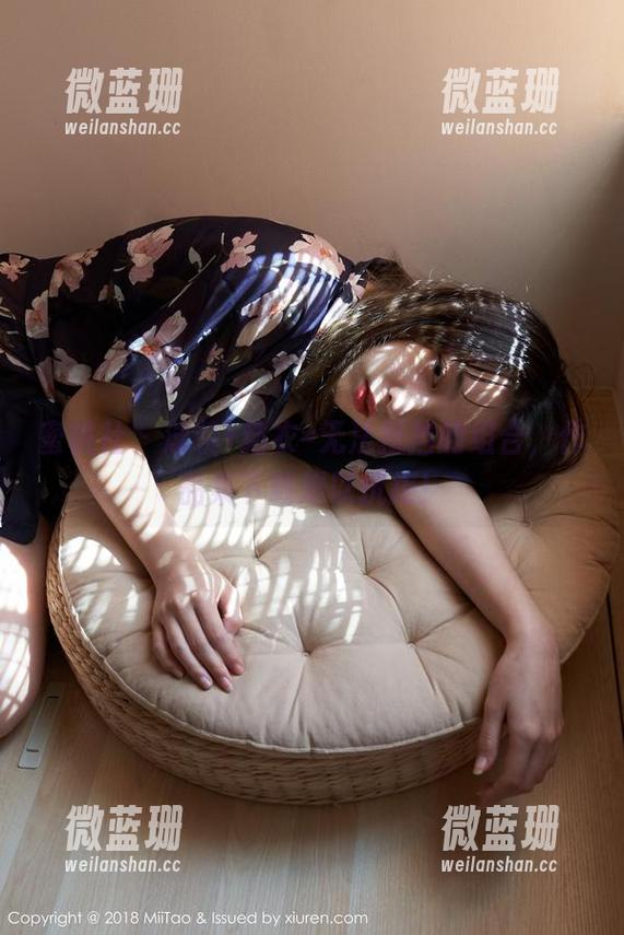 蜜桃社-结衣 蜜桃社 - 泳装+结衣=无法抵挡的组合,作品集下载难以抗拒!