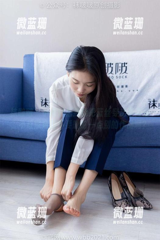 袜啵啵 - 小甜豆居然能把蓝丝穿出新高度，不过网盘要不要删除一点别的作品啊？