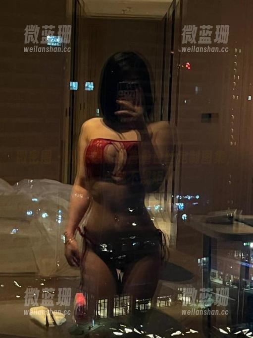詹詹 微密圈 - 从未想过的詹詹白丝定制图集,一点都不规矩