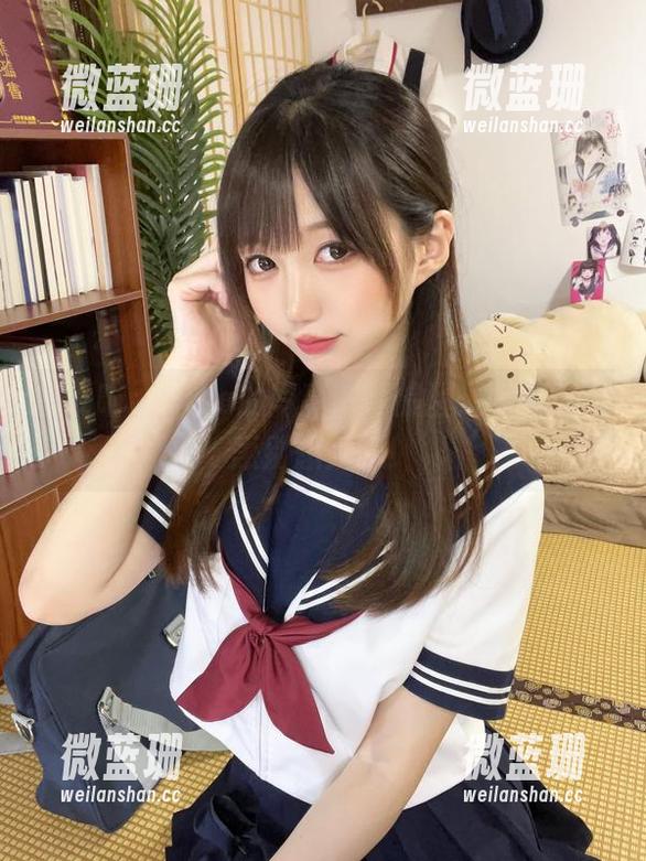 魔物喵nigisa的写真下载提醒：看完加藤惠别想太多！