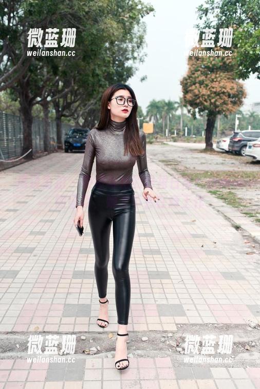 魔镜街拍 - 婷婷与她的粉裙日常：最新美图证明，她才不会在意工作
